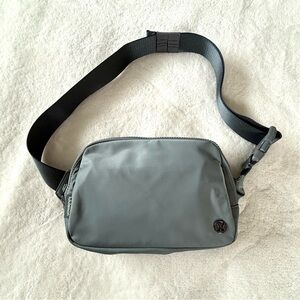 Lululemon Everywhere Belt Bag Large 2L (NWOT)